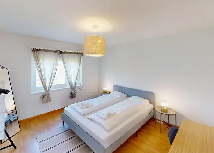 Functional With Balcony Апартаменты Цюрих