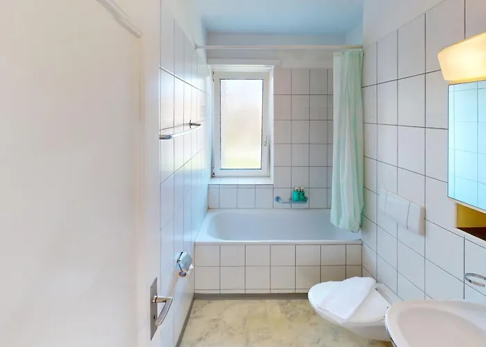 Functional With Balcony زيورخ